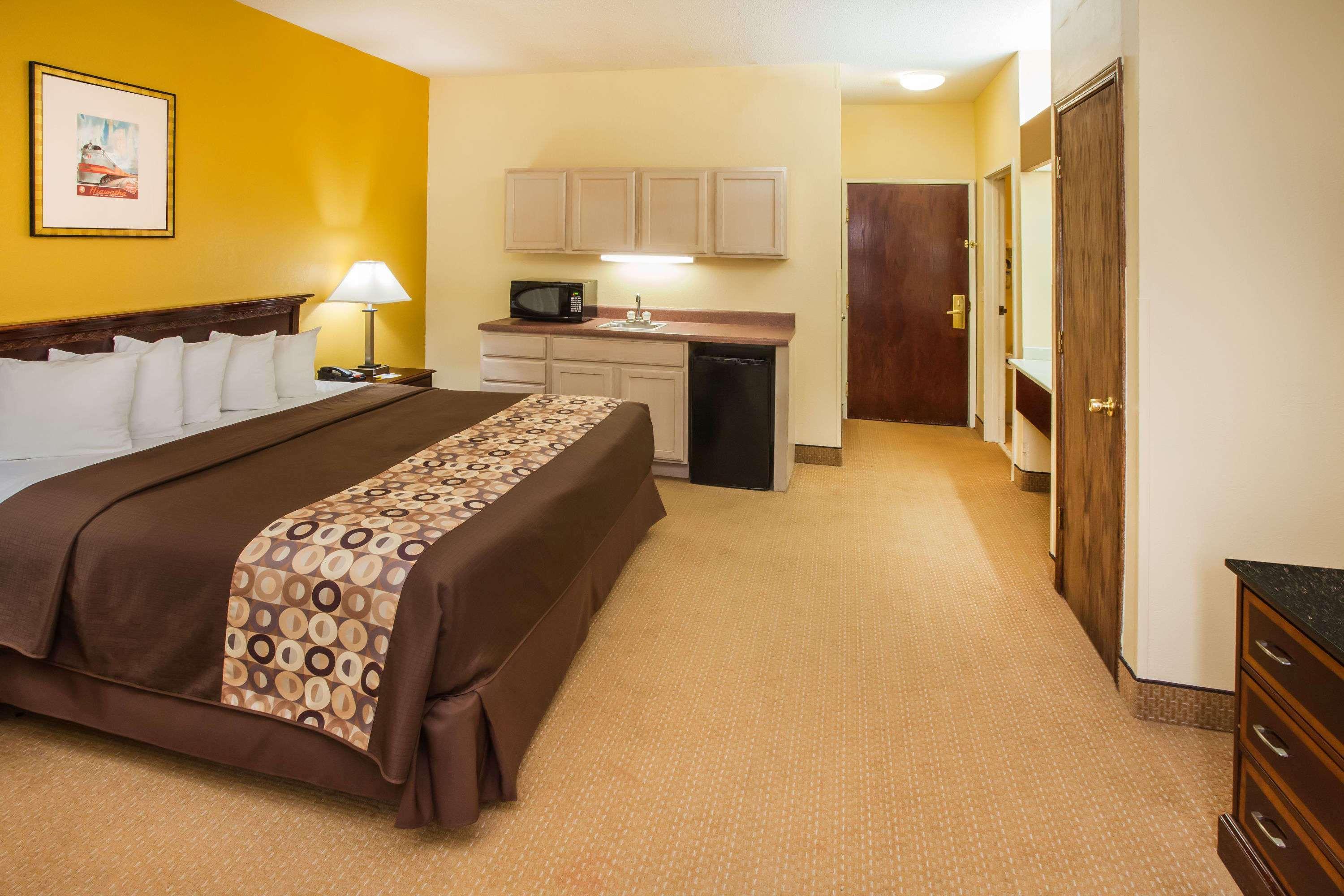 Days Inn Harvey Il Exterior foto