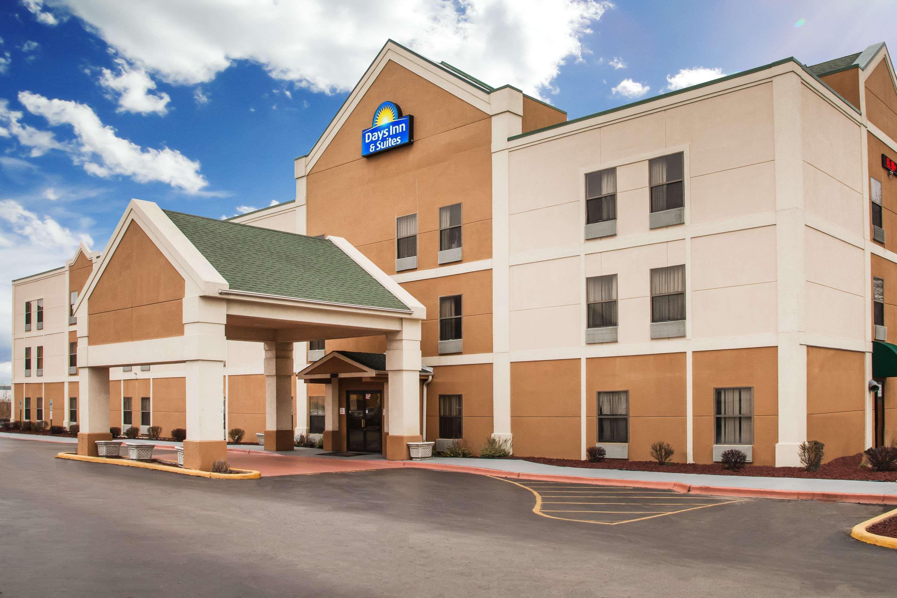 Days Inn Harvey Il Exterior foto