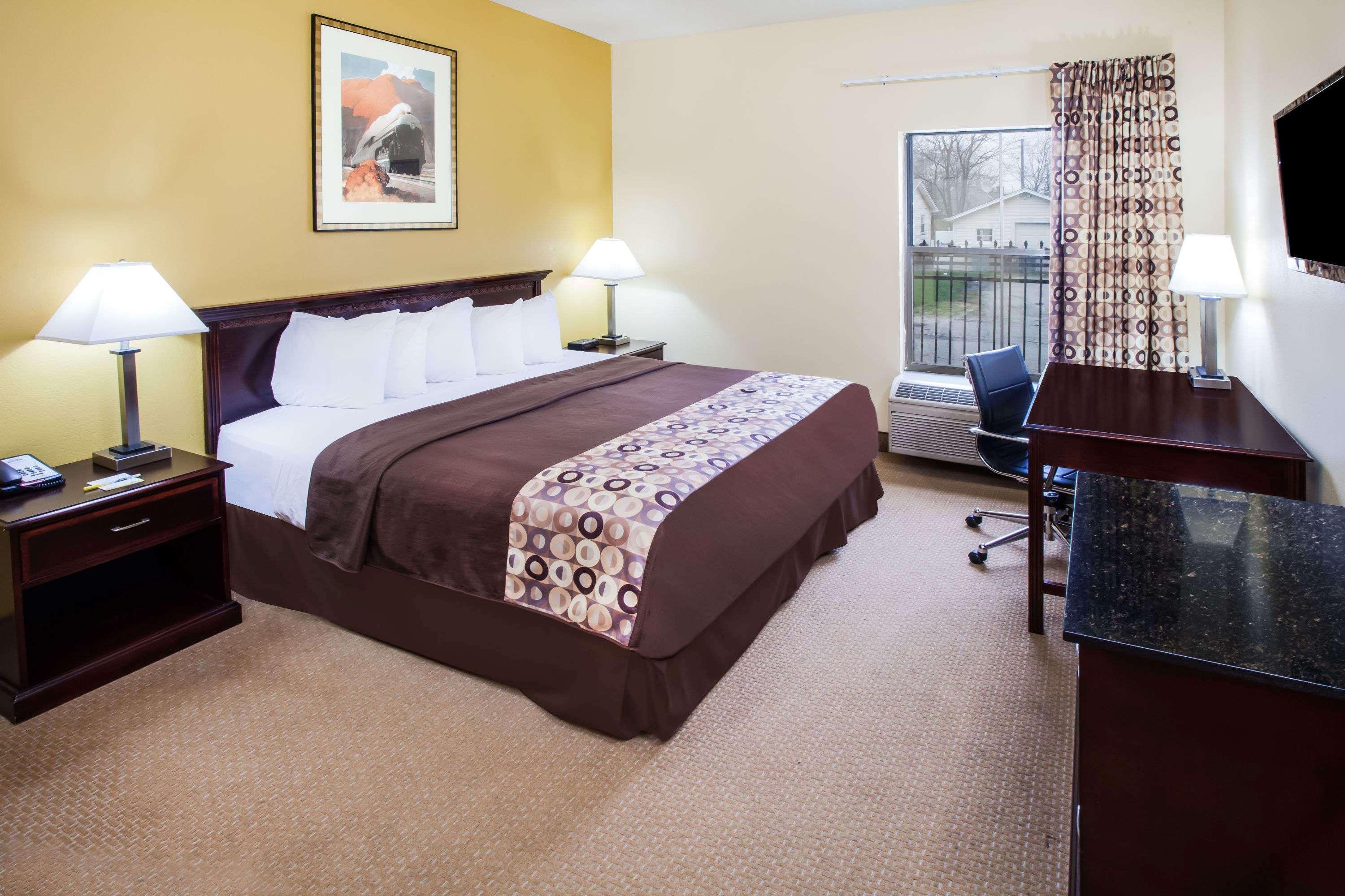 Days Inn Harvey Il Exterior foto